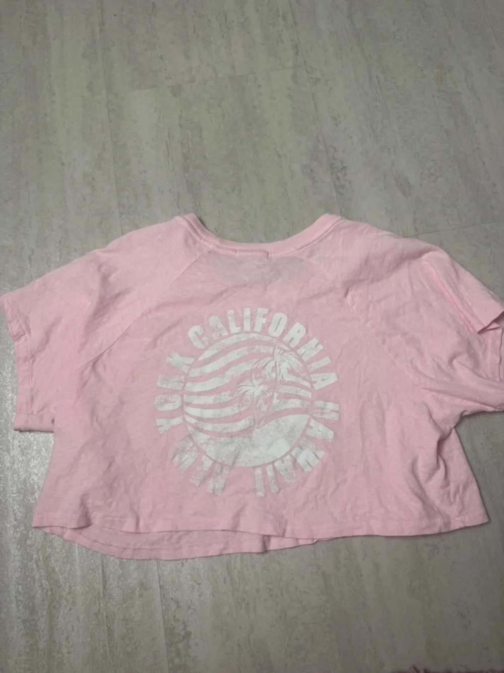 Billabong crop tee shirt Just Beachin' cropped t-shirt pink Aloha